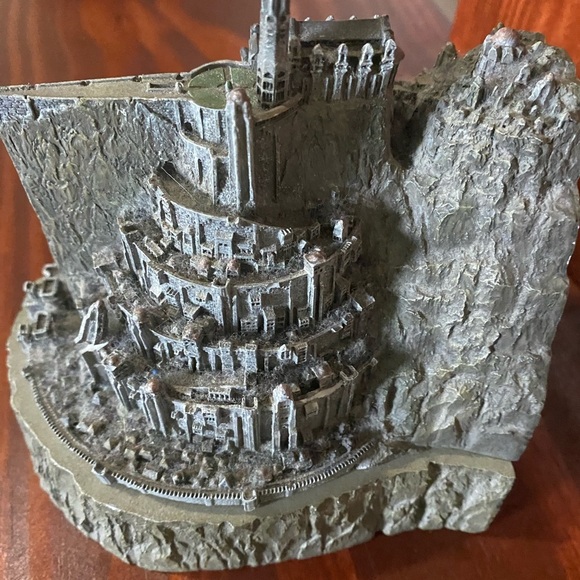 LORD OF THE RINGS MINAS TIRITH DVD EXCLUSIVE COLLECTABLE SCALE CITY MODEL - RARE - Picture 4 of 16